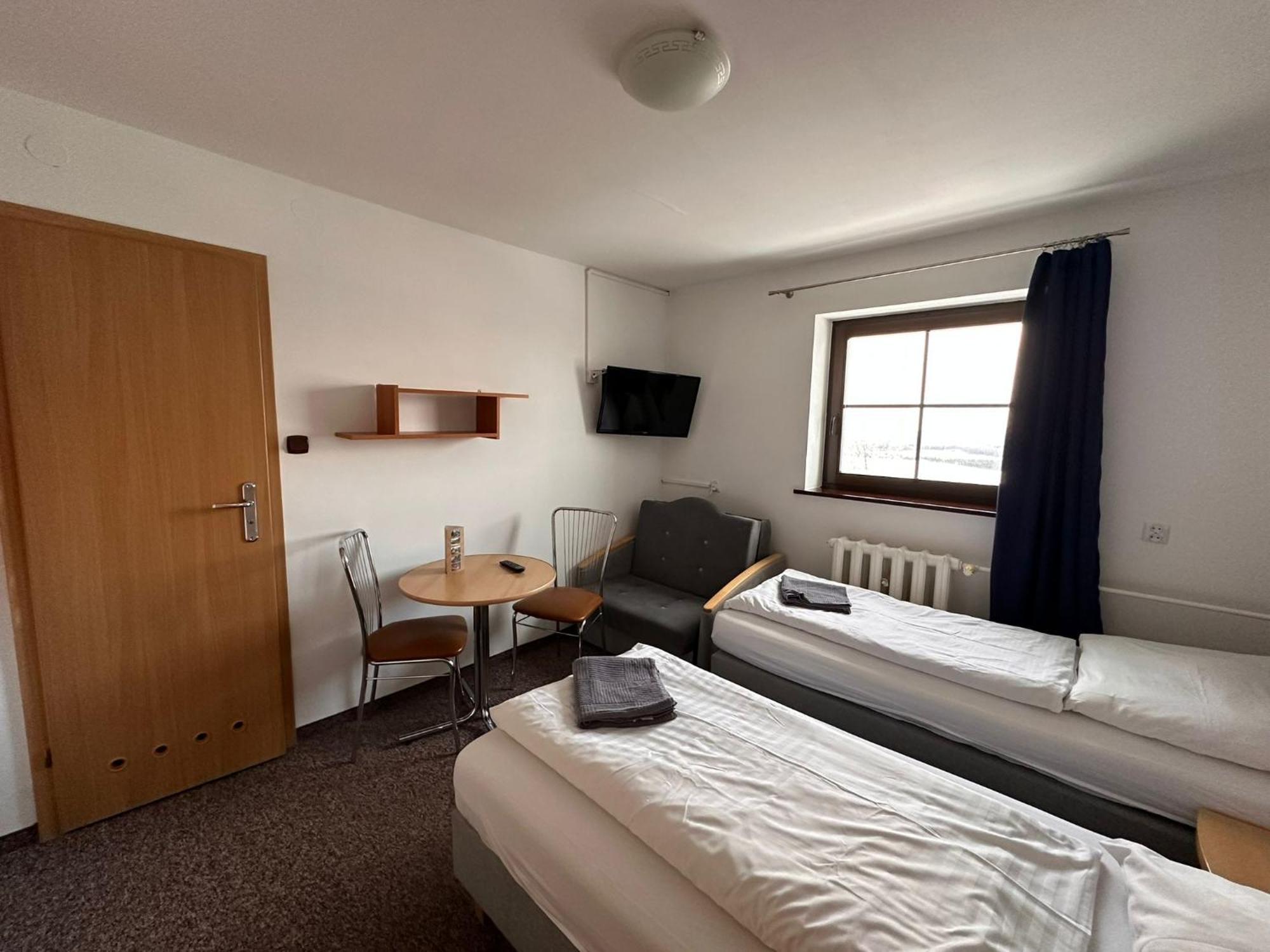 Hotel Straszny Dwór Duszniki Zdrój Habitación foto