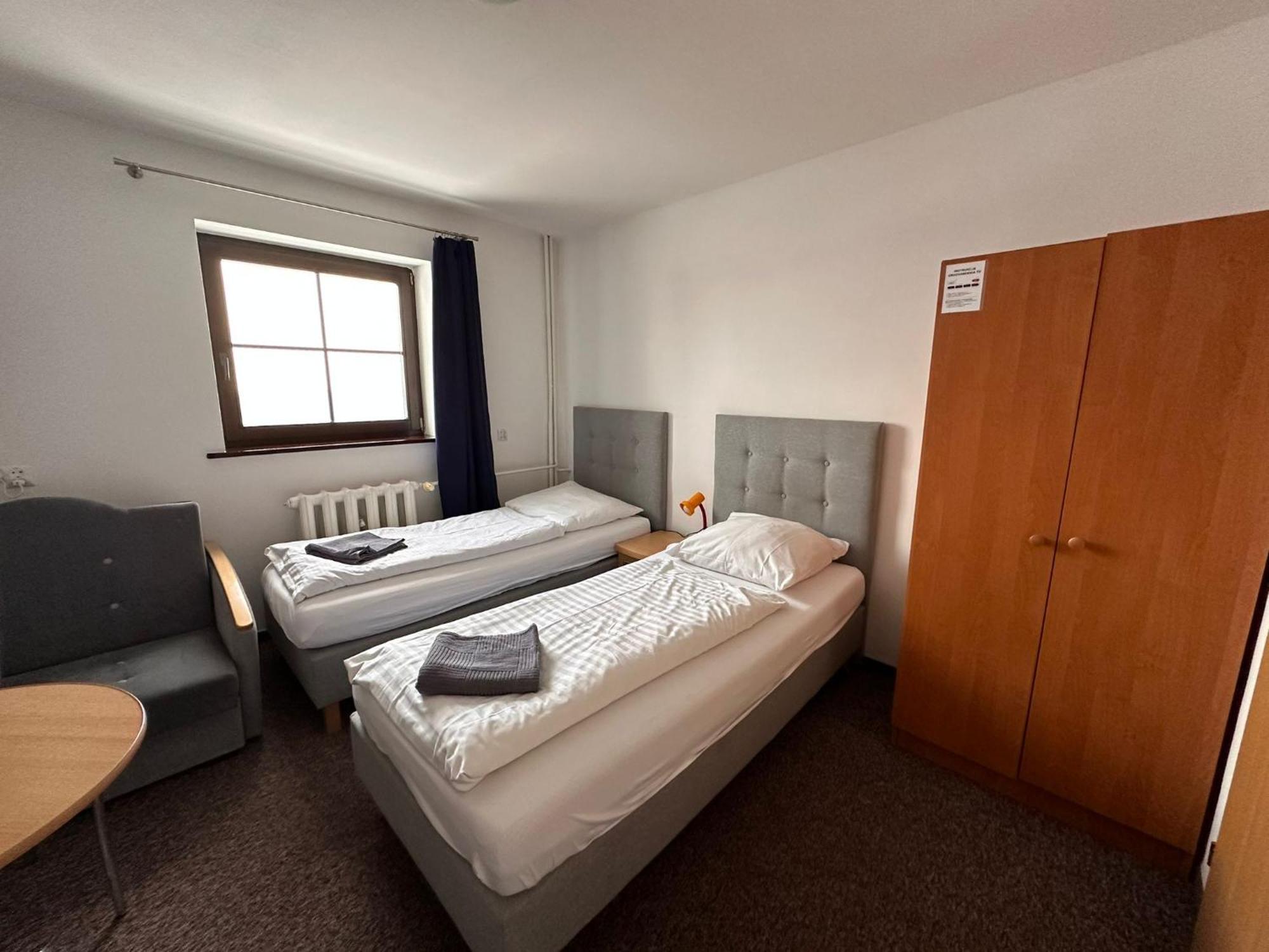 Hotel Straszny Dwór Duszniki Zdrój Habitación foto