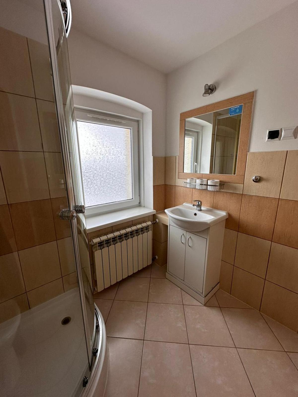 Hotel Straszny Dwór Duszniki Zdrój Habitación foto