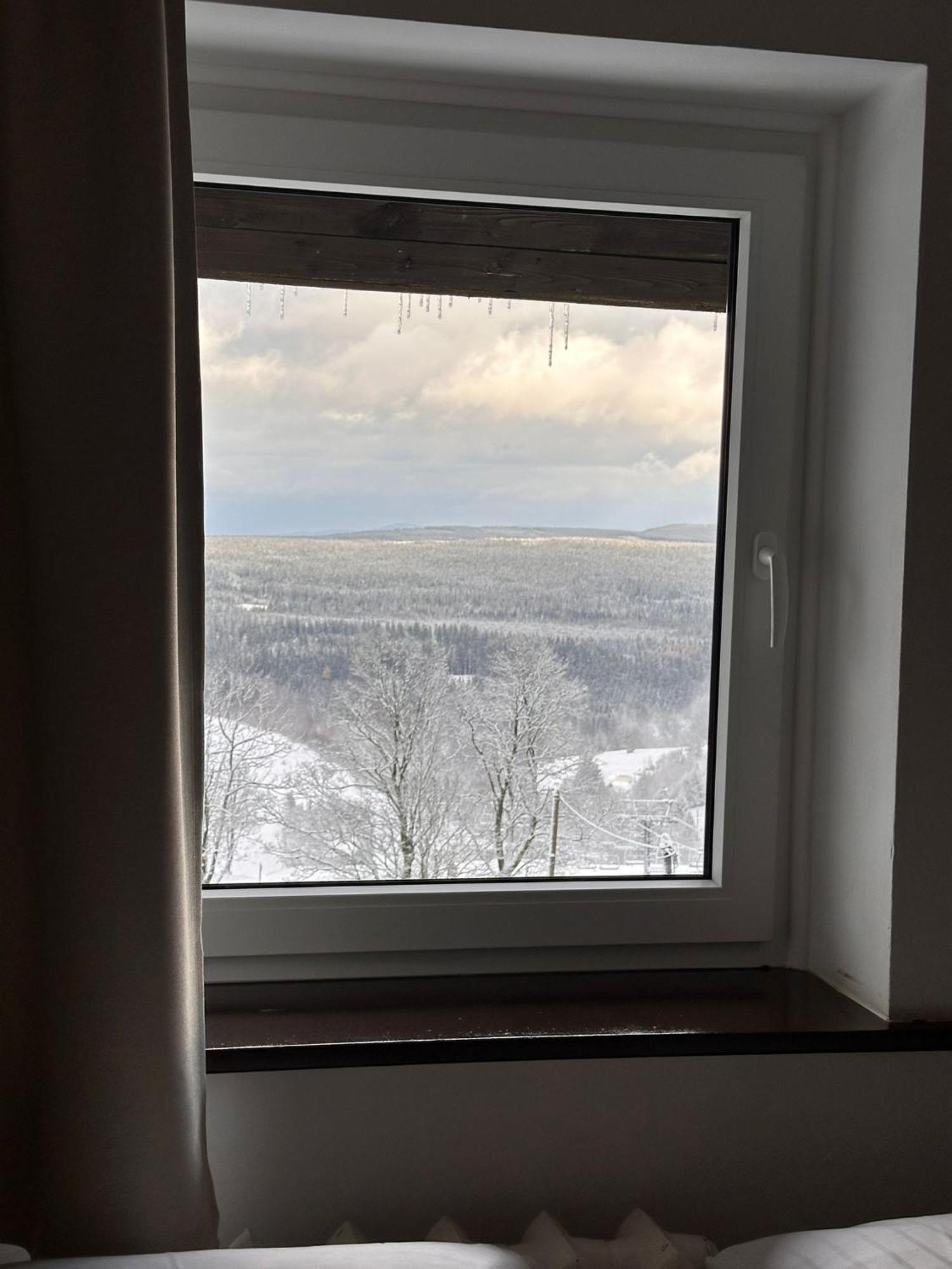 Hotel Straszny Dwór Duszniki Zdrój Habitación foto
