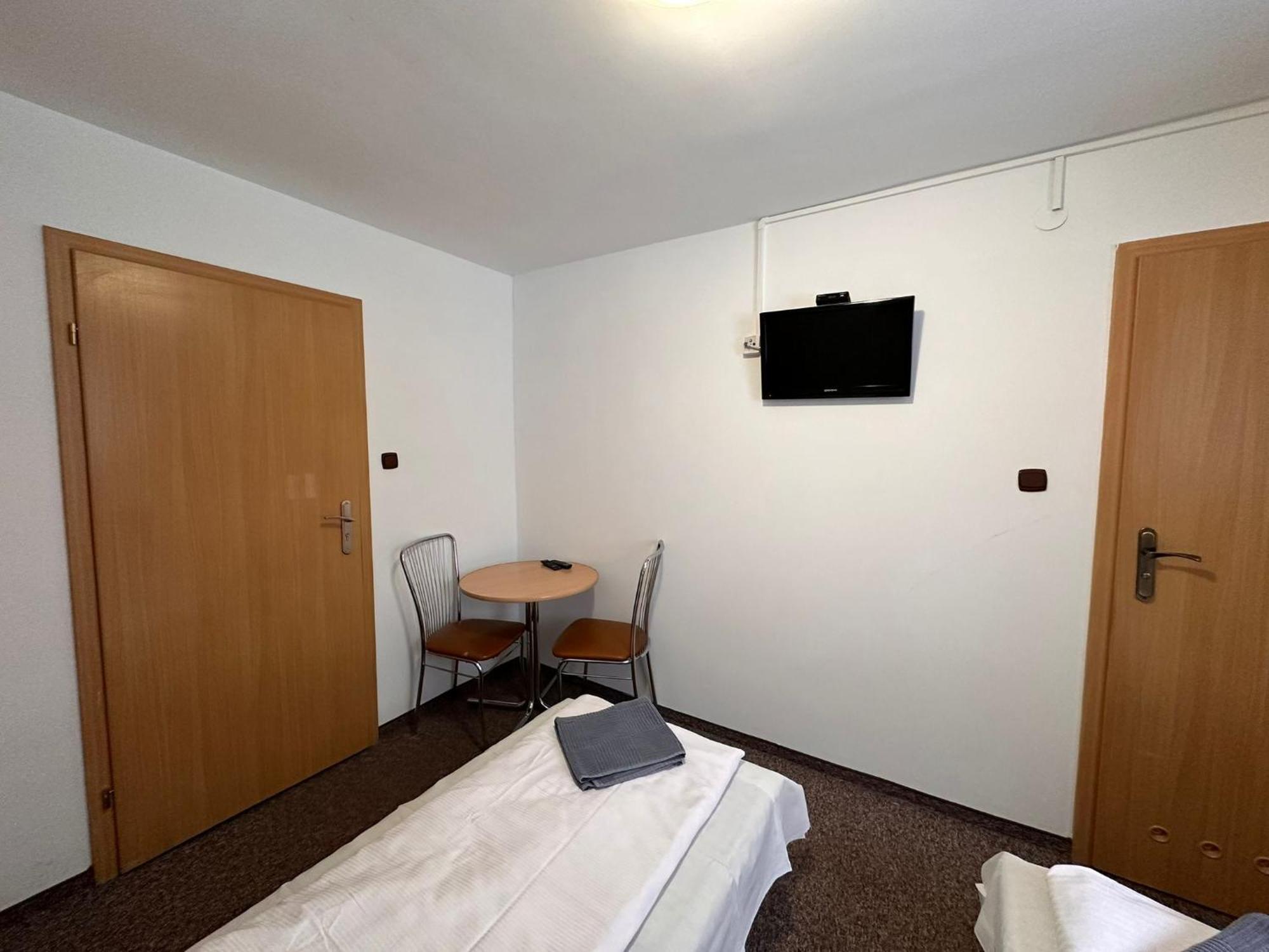 Hotel Straszny Dwór Duszniki Zdrój Habitación foto