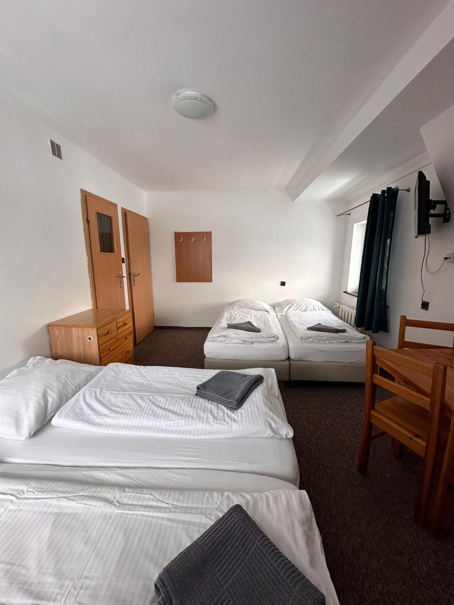 Hotel Straszny Dwór Duszniki Zdrój Habitación foto